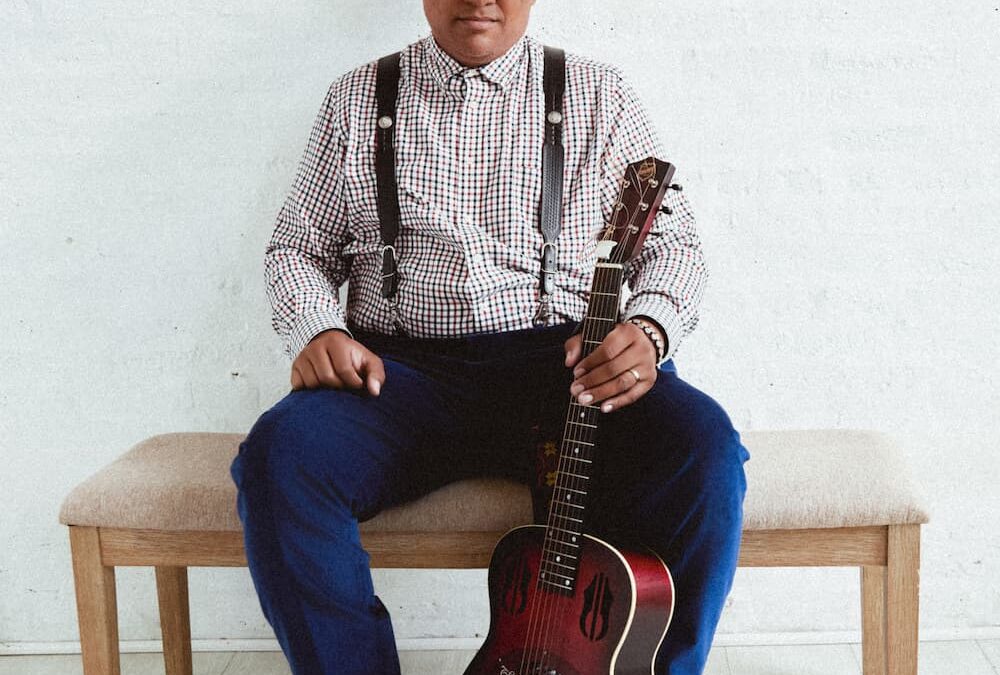 Dom Flemons, “The American Songster,” Announces Epic New Album Making American Music: The Smithsonian Sessions,